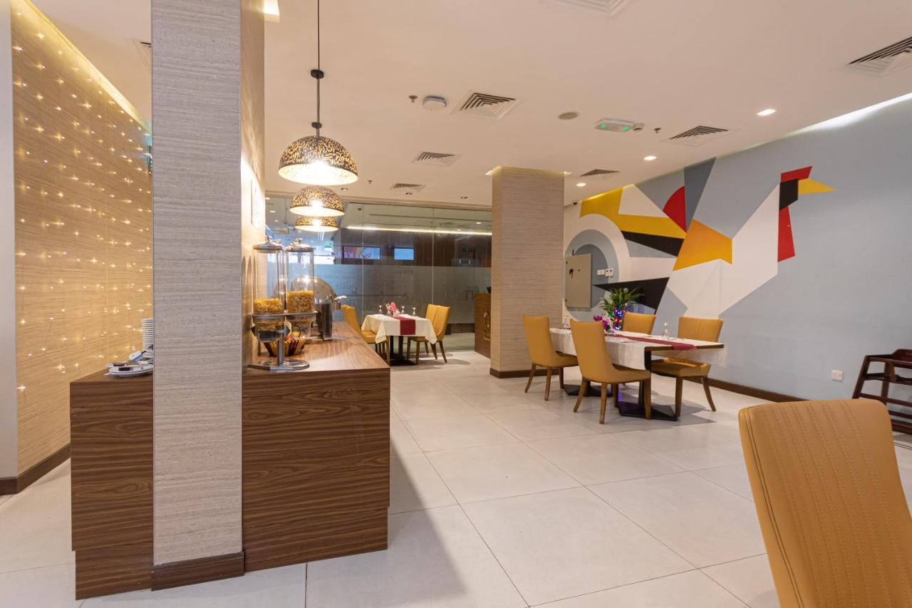 Le Wana Hotel Dubai Ngoại thất bức ảnh